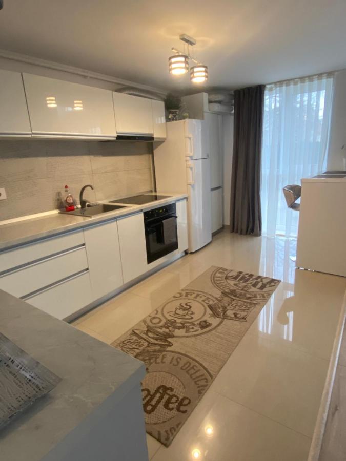 Apartament Ana Premium Apartment Орадеа Екстериор снимка